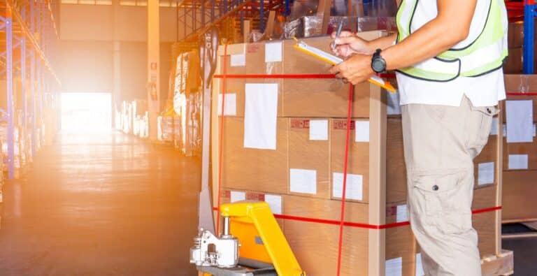 Penerapan Sistem Pengelolaan Persediaan dalam Meningkatkan Profit Bisnis