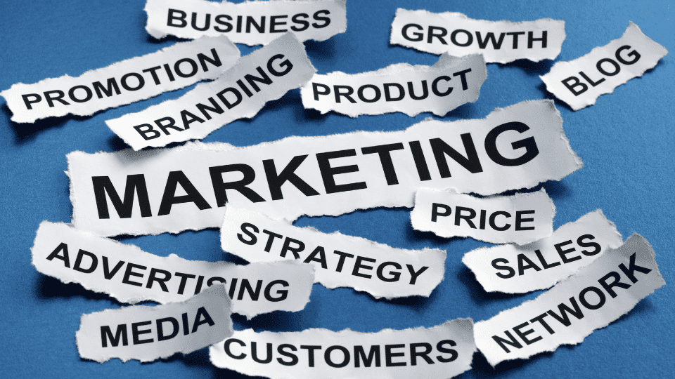 perbedaan utama selling dan marketing
